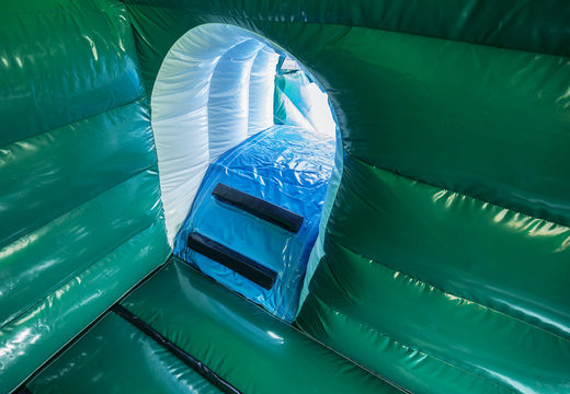Ordene um castelo insuflável multiplay verde com slide no tema trator para crianças. Compre castelos insufláveis  online na JB Insufláveis Portugal