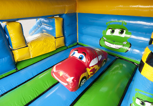 Encomende um castelo insuflável  multifuncional no tema carro com uma impressionante figura 3D no topo para as crianças. Compre castelos insufláveis ​​online na JB Insufláveis Portugal