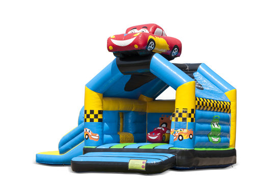 Compre um castelo insuflável multijogador com tema de carros e escorregador para crianças. Encomende castelos insufláveis  ​​online na JB Insufláveis Portugal