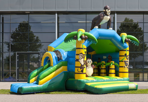 Compre um castelo insuflável multiuso com um telhado inspirado na selva e um objeto 3D gorila no topo para as crianças no JB Insufláveis Portugal. Encomende castelos insufláveis ​​online na JB Insufláveis Portugal