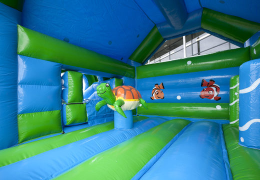 Encomende um castelo insuflável multiuso com uma tartaruga 3D impressionante no topo e um escorregador para as crianças. Compre castelos insufláveis  ​​online na JB Insufláveis Portugal