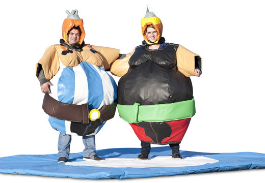 Obtenha ternos Sumo Asterix & Obelix para jovens e idosos online. Compre infláveis ​​na JB Insuflaveis Portugal