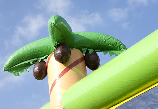 Pista  de mega obstáculos com tema de selva inflável de 46,5 metros para crianças. Compre pistas de obstáculos infláveis ​​online agora na JB Insuflaveis Portugal