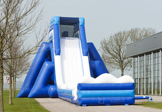 Encomende o escorrega monstro inflável de 11 metros de altura para crianças. Compre escorregas insufláveis ​​online na JB Insuflaveis Portugal