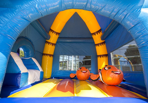 Compre um castelo insuflável multifuncional com o tema nemo seaworld com teto para crianças na JB Insufláveis Portugal. Encomende castelos insufláveis  ​​online na JB Insufláveis Portugal