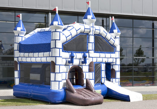 Castelo insuflável multijogador médio com slide no tema do castelo para crianças. Encomende castelos insufláveis ​​online na JB Insufláveis ​​Portugal