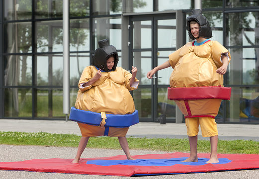 Encomende divertidos trajes de sumô infláveis ​​para crianças. Compre ternos de sumô infláveis ​​online na JB Insuflaveis Portugal