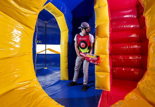Encomende um campo de jogo inflável Battle Arena para jovens e idosos. Compre arenas infláveis ​​online agora na JB Insuflaveis Portugal