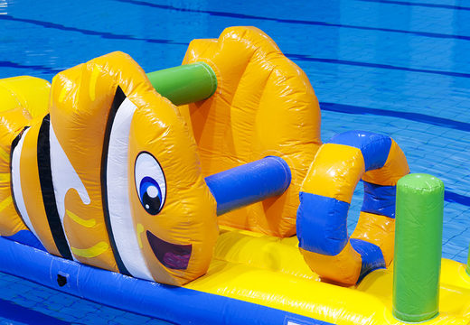 Encomende um curso de assalto de corrida de peixe inflável longo com obstáculos 3D divertidos para jovens e idosos. Compre cursos de obstáculos infláveis ​​online agora na JB Insuflaveis Portugal