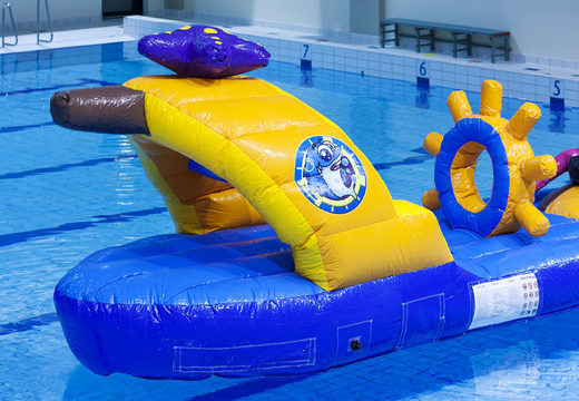 Compre um navio inflável com tema de safári para jovens e idosos. Encomende atrações aquáticas infláveis ​​agora online na JB Insuflaveis Portugal