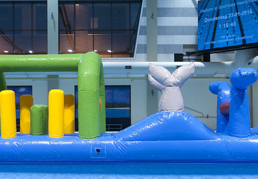 Espetacular piscina temática de golfinhos com objetos desafiadores de obstáculos para jovens e idosos. Compre jogos de sinuca infláveis ​​agora online na JB Insuflaveis Portugal