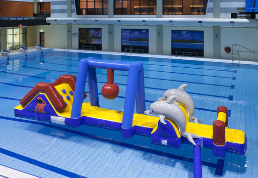 Encomende corrida marinha de obstáculos aquáticos com golfinhos 3D e estampas legais para jovens e idosos. Compre cursos de obstáculos infláveis ​​online agora na JB Insuflaveis Portugal