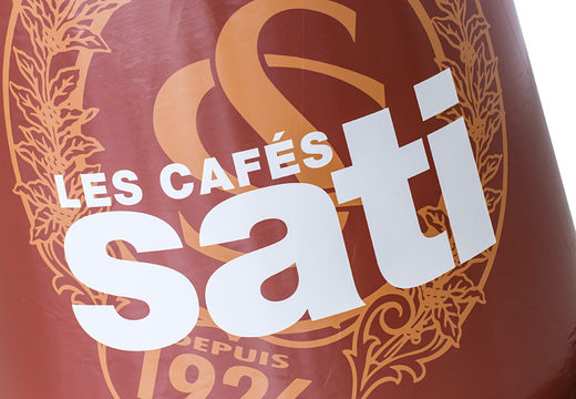 Encomende os copos de café Sati que explodem a publicidade. Compre seus infláveis ​​3D online na JB Insuflaveis Portugal