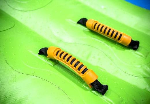 Koop opblaasbare vulcano run 9meter in vrolijke kleuren, een tropisch junglethema, een opvallend design voor zowel jong als oud. Bestel opblaasbare stormbanen nu online bij JB Inflatables Nederland
