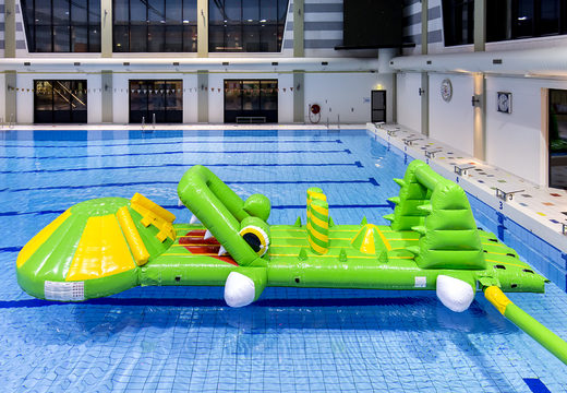Obtenha um escorregador inflável com tema de crocodilo para jovens e idosos. Encomende jogos de sinuca infláveis ​​agora online na JB Insuflaveis Portugal