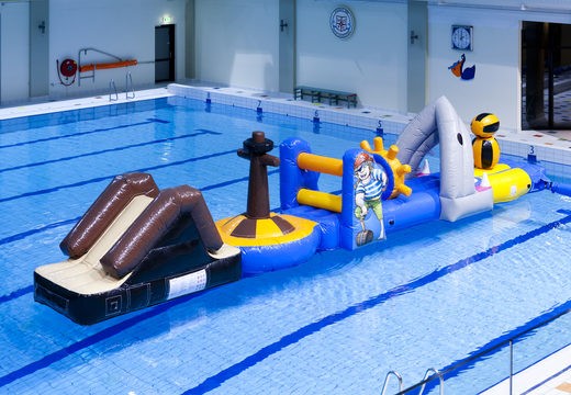 Compre uma piscina de tubarão inflável hermética mega run para jovens e idosos. Encomende jogos de sinuca infláveis ​​agora online na JB Insuflaveis Portugal