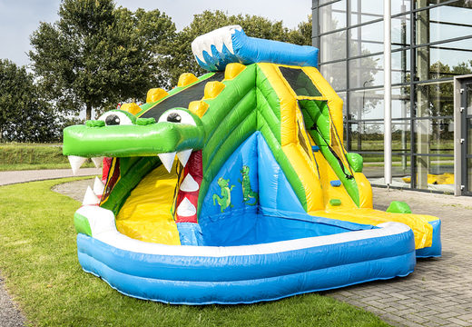Ordene um castelo insuflável de crocodilo com piscina no JB Insufláveis Portugal. Compre castelos insufláveis online na JB Insufláveis Portugal