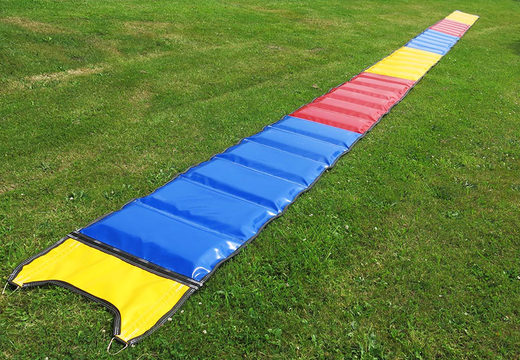 Compre um tapete de caminhada de água simples para crianças em diferentes tamanhos e cores. Encomende atrações aquáticas infláveis ​​agora online na JB Insuflaveis Portugal