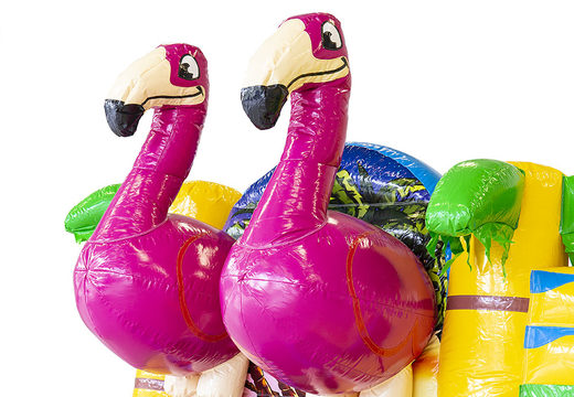 Encomende os castelo insuflável ​​Multiplay Flamingo à medida na JB Insuflaveis Portugal; especialista em itens publicitários infláveis, como castelos insufláveis personalizados