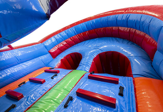 Compre uma pista de obstáculos em casa de festa inflável para jovens e idosos. Encomende cursos de obstáculos infláveis ​​online agora em JB Insuflaveis Portugal