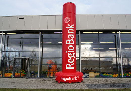 Compre o mega pilar inflável Regiobank. Encomende já os seus pilares insufláveis ​​online em JB Insuflaveis Portugal