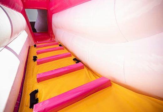 Compre o castelo insuflável Bounce World Candyland com escorregadores e todos os tipos de obstáculos com estampas candyland para crianças. Encomende castelos insufláveis ​​online na JB Insufláveis Portugal
