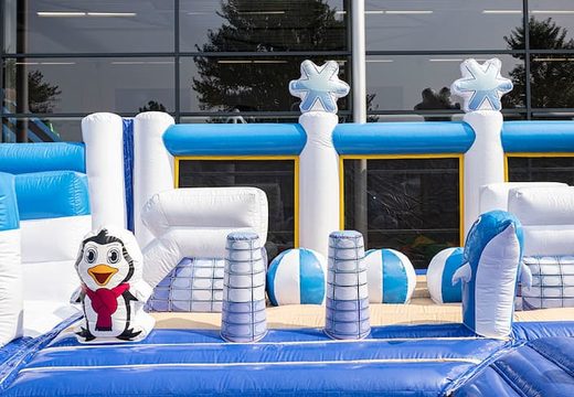 Compre castelo inflável Frozen insuflável com vários slides e todos os tipos de obstáculos divertidos com estampas Frozen para crianças. Encomende castelos insufláveis ​​online na JB Insufláveis Portugal