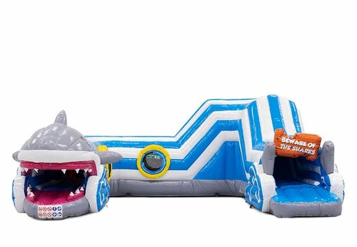 Túnel insuflável interno com tema de tubarão para crianças. Compre castelos insufláveis ​​online agora na JB Insufláveis Portugal