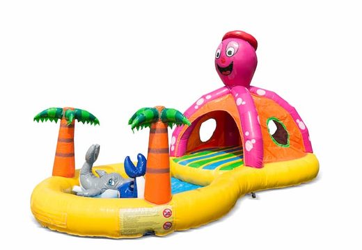 Compre um divertido castelo insuflável semi-aberto com piscina no tema playzone seaworld sea para crianças. Encomende castelos insufláveis ​​online na JB Insufláveis Portugal