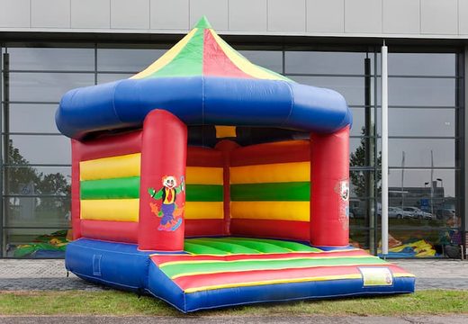 Castelo insuflável de carrossel padrão à venda com tema de circo para crianças. Compre castelos insufláveis ​​interiores online na JB Insufláveis ​​Portugal
