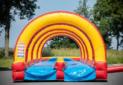 Espetacular escorrega inflável duplo de 20m de comprimento com pista extra larga para crianças. Compre escorregadores de barriga infláveis ​​agora online na JB Insuflaveis Portugal