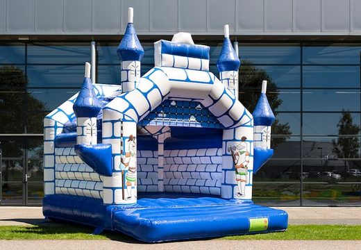 Compre castelo insuflável ​​de castelo azul padrão com um tema de cavaleiro para crianças. Encomende castelos insufláveis ​​online na JB Insufláveis ​​Portugal