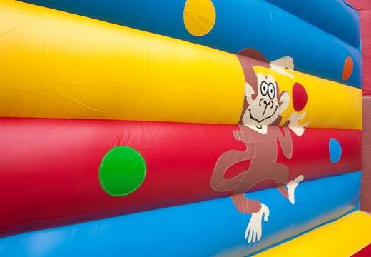 Castelo super insuflável com tema de macaco e teto para crianças. Compre castelos insufláveis online na JB Insufláveis ​​Portugal 