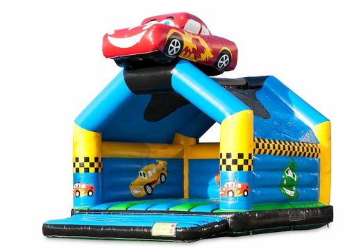 Compre um grande castelo insuflável interno com tema de carro para as crianças. Disponível em JB Insufláveis ​​Portugal online
