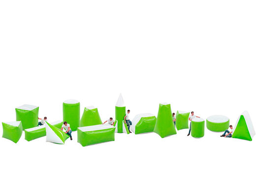 Encomende um conjunto completo de obstáculos verdes de tiro com arco de 14 peças para jovens e idosos. Compre conjuntos de obstáculos de batalha infláveis ​​agora online na JB Insuflaveis Portugal