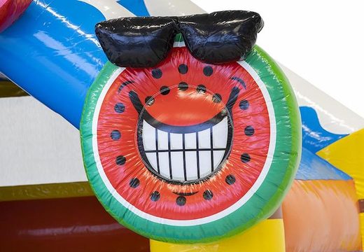Compre castelo inflável inflável com tema caribenho com escorregador com prancha de surf para crianças