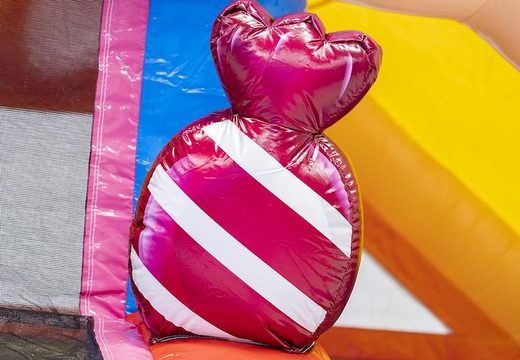 Bouncer inflável com tema de doces com slide com doces 3d nele comprar para crianças