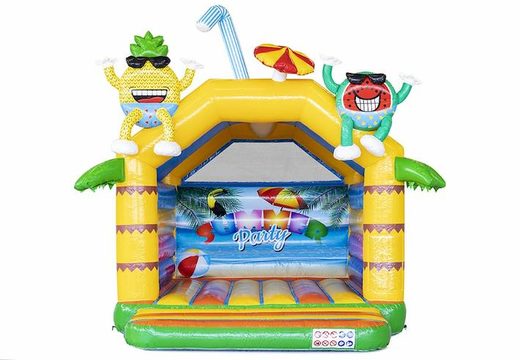 Compre o tema inflável da festa de verão do castelo inflável com objetos festivos para crianças