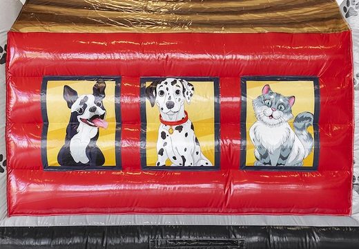 Encomende castelo inflável inflável padrão em tema de hotel animal para crianças
