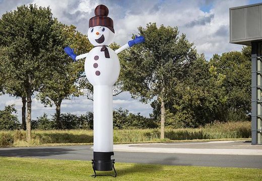 Ordene o boneco de neve airdancer insuflável de 6 m de altura agora online em JB Insuflaveis Portugal. Compre airdancers insufláveis ​​padrão para cada evento