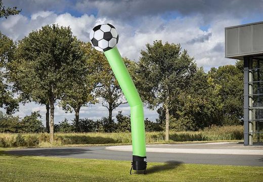 Ordene os skytube de ar de 6m com bola 3D em verde na JB Insuflaveis Portugal. Compre skytubes insufláveis ​​padrão para eventos esportivos