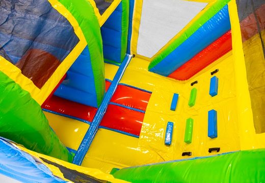 Pista de obstáculos 13 metros no tema Quadrinhos para crianças. Compre pistas de obstáculos infláveis ​​agora online em JB Insuflaveis Portugal