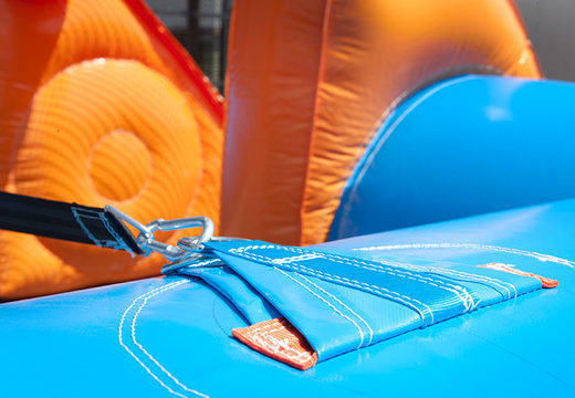 Encomende matraquilhos insufláveis ​​azul-laranja com sistema deslizante de embarque exclusivo para crianças. Compre matraquilhos insufláveis ​​online na JB Inflatables Holanda
