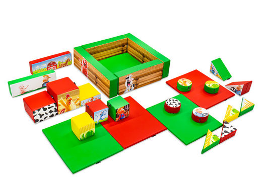 Conjunto de Softplay XL com tema de fazenda e blocos coloridos para brincar